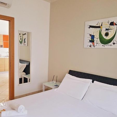Colonna Rooms & Apartment Trani Exterior photo